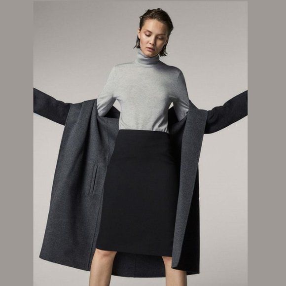 Massimo Dutti Dresses & Skirts - MASSIMO DUTTI Black Textured Weave Pencil Skirt